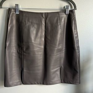 NWT Mangopop faux leather skirt size M